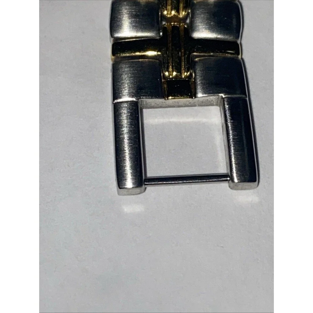 Women’s Bulova Two-tone Quartz Date Watch 17 Base Metal Japan Movt C9671183
